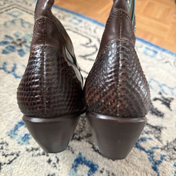 BCBG Pattern/studded Brown Leather Cowgirl Boots Turquoise Accents Brazil 7.5 - Picture 11 of 12